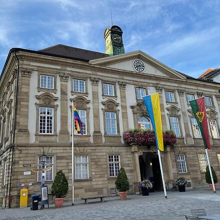 Secondhome Stuttgart - Moderne Grosse Wohnungen Nahe Der Hist Altstadt Von Esslingen An - Versch Groessen 8 - 11 - 19 Betten Esslingen am Neckar Exterior foto